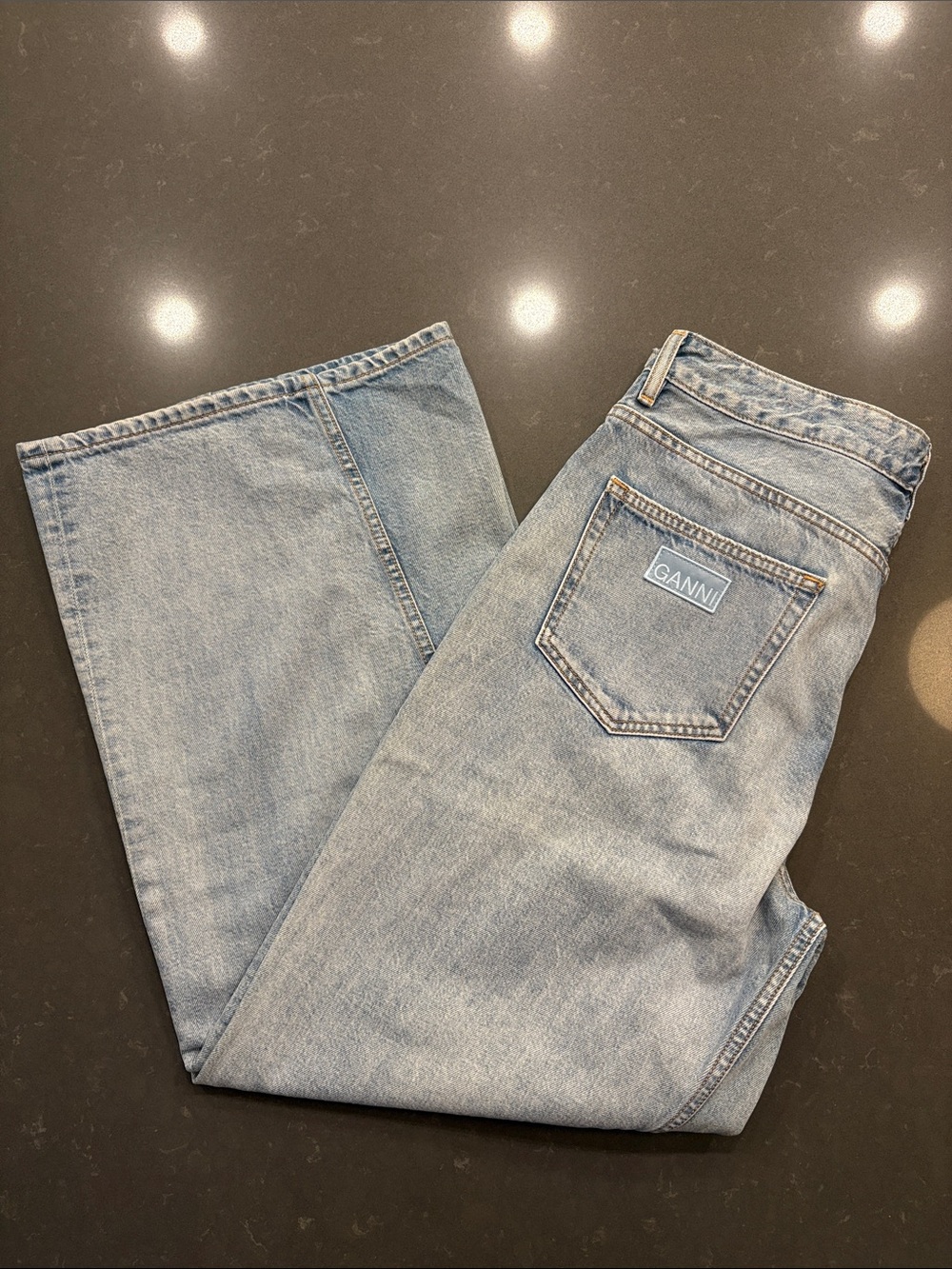 Ganni Jozey Relaxed Wide Fit, Mid Rise Full Length Jean in light Blue Vintage - Picture 9 of 14